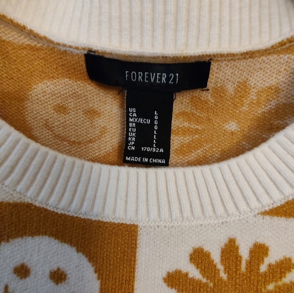 Forever 21 smiley sweater. New. Size large. - Picture 7 of 13